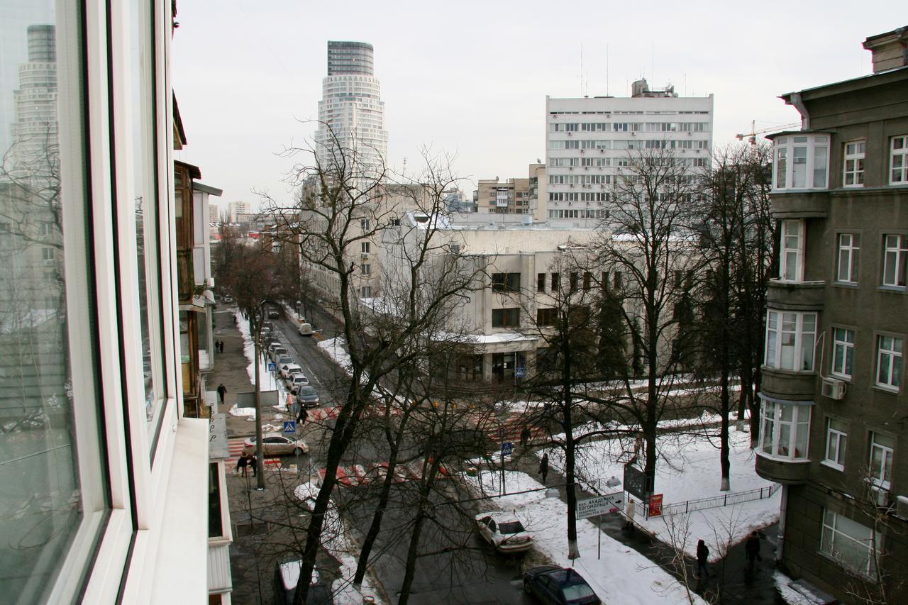 Luxury Apartment In The Heart Of The Capital Kyiv Exterior photo